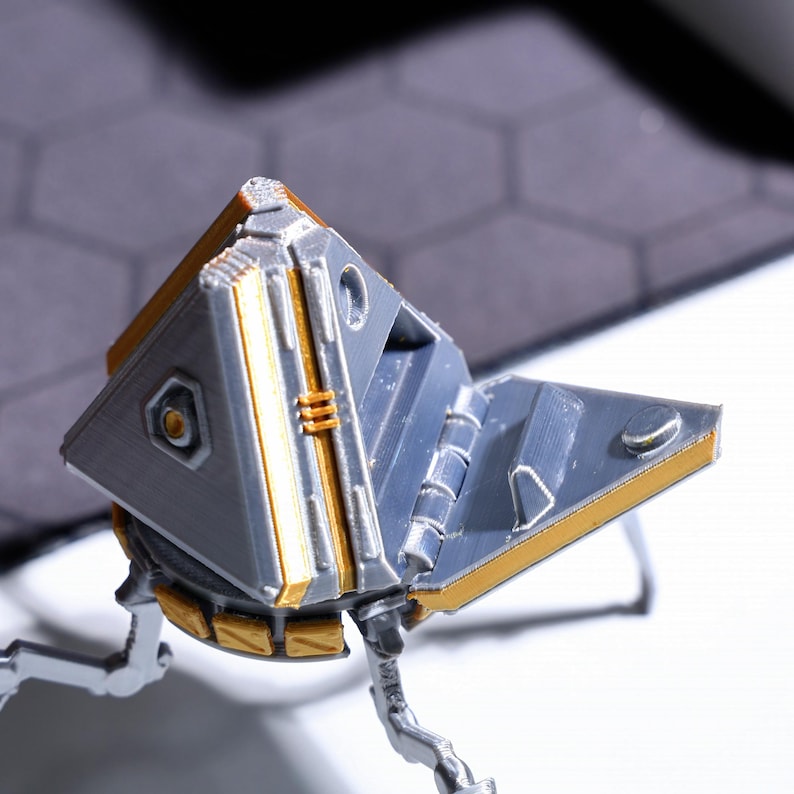 Handmade phone stand for gaming enthusiasts, crafted from eco-friendly PLA, perfect for gamers who love Apex Legends, great for displaying on a gaming desk or use as a phone holder for hands-free viewing and video calls.
