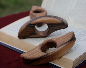Thumb Book Page Holder Made from Natural Walnut, Handmade Wooden Book Marks, Reading Nook Accessories, Gift For Bookworms, Book Lover Gift