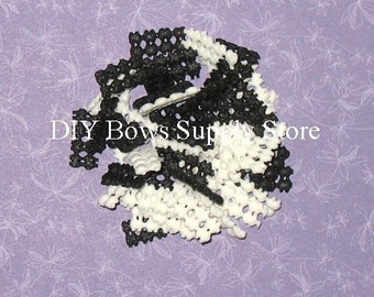 500 WHITE / BLACK No Slip Grip Liners for Hair Bows Clippies