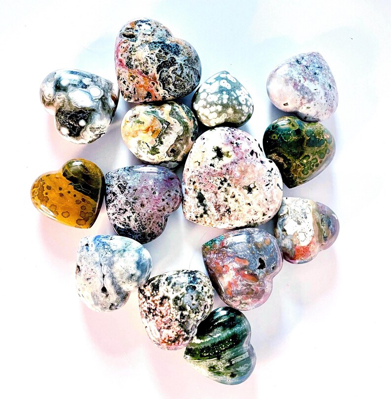 Crystal Ocean Jasper Heart: Madagascar Orbicular Stone, Boho Shelf Decor or Home Accent, Stocking Stuffer for Nature Lover Bild 7