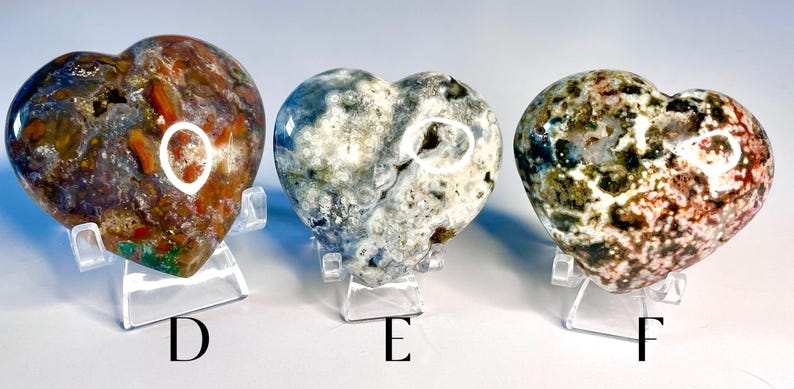 Crystal Ocean Jasper Heart: Madagascar Orbicular Stone, Boho Shelf Decor or Home Accent, Stocking Stuffer for Nature Lover Bild 4