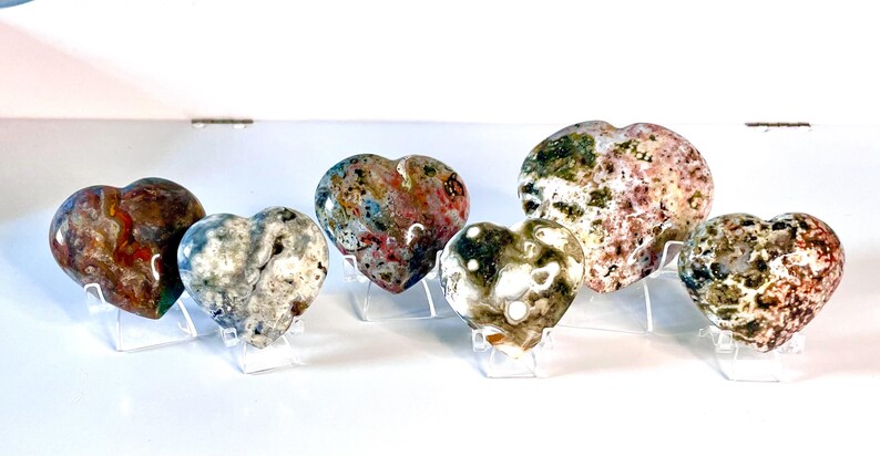 Crystal Ocean Jasper Heart: Madagascar Orbicular Stone, Boho Shelf Decor or Home Accent, Stocking Stuffer for Nature Lover Bild 2