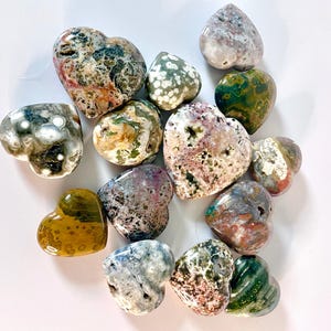 Crystal Ocean Jasper Heart: Madagascar Orbicular Stone, Boho Shelf Decor or Home Accent, Stocking Stuffer for Nature Lover Bild 1
