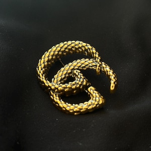 VTG Gucci Vintage GG Dark Gold Snake Skin Brooch Steel Logo Monogram 1.9"