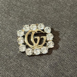 VTG Gucci GG Monogram Designer Vintage Golden Brooch Rhinestones Pin GG Logo