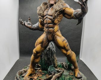 Savage Hunter Figure | 1/6 Scale Hand-Painted Feral Beast Statue