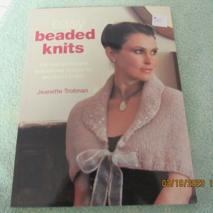 Easy Beaded Knits by Jeanette Trotman