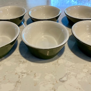 Vintage Hall USA Pottery Individual stoneware baking dish #550 6 piece set 6 1/4” x 4 1/2” x 1 1/2”