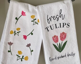 Tulip Tea Towel, Flower Kitchen Tea Towel, 28 x 28 inch fabric painted cotton tea towel, Spring Kitchen Decor