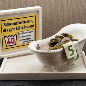 Regalo en dinero para cumpleaños, boda o similar: "una tina llena de dinero", idea de regalo, cumpleaños, boda