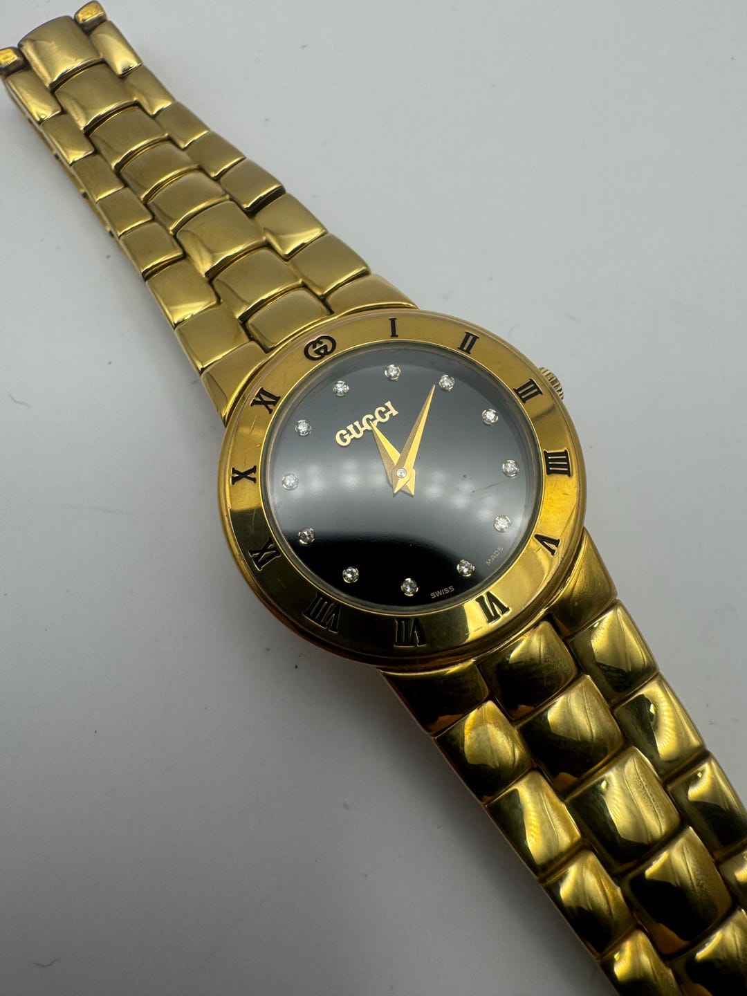 Gucci 3300L Ladies 25mm Black Dial 18k Gold Plated and Diamonds
