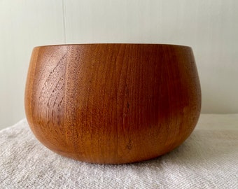 Vintage Dansk IHQ Teak Wood Bowl Wooden Quistgaard Salad Denmark