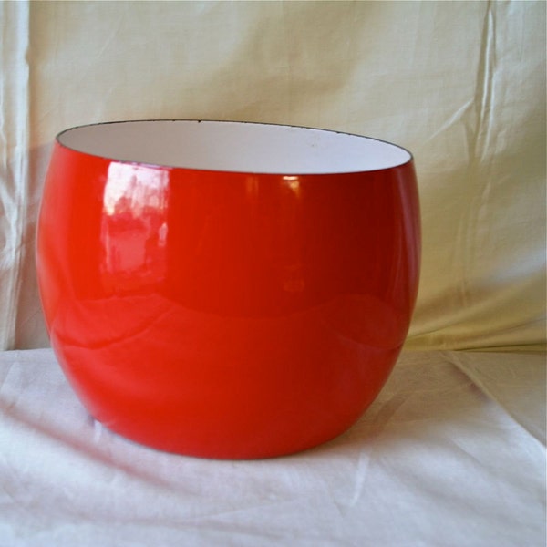 Dansk Kobenstyle Bowl Denmark IHQ Enameled Quistgaard Holiday Red - REDUCED was 68.00