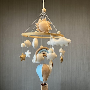 Air Balloon Baby Mobile with clouds, stars, beads, sun, rainbow, Hot Air Balloon Mobile, Nursery Baby Mobile, Newborn Gift, Babyshower Gift