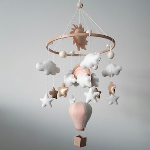 Air Balloon Baby Mobile with clouds, stars, beads, sun, rainbow, Hot Air Balloon Mobile, Nursery Decor, Baby Crib Mobile, Babyshower Gift