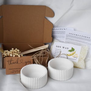 DIY candle making kit with containers I Make your own candles I Gift set for mom, grandma, girlfriend, Christmas I Make your own candles