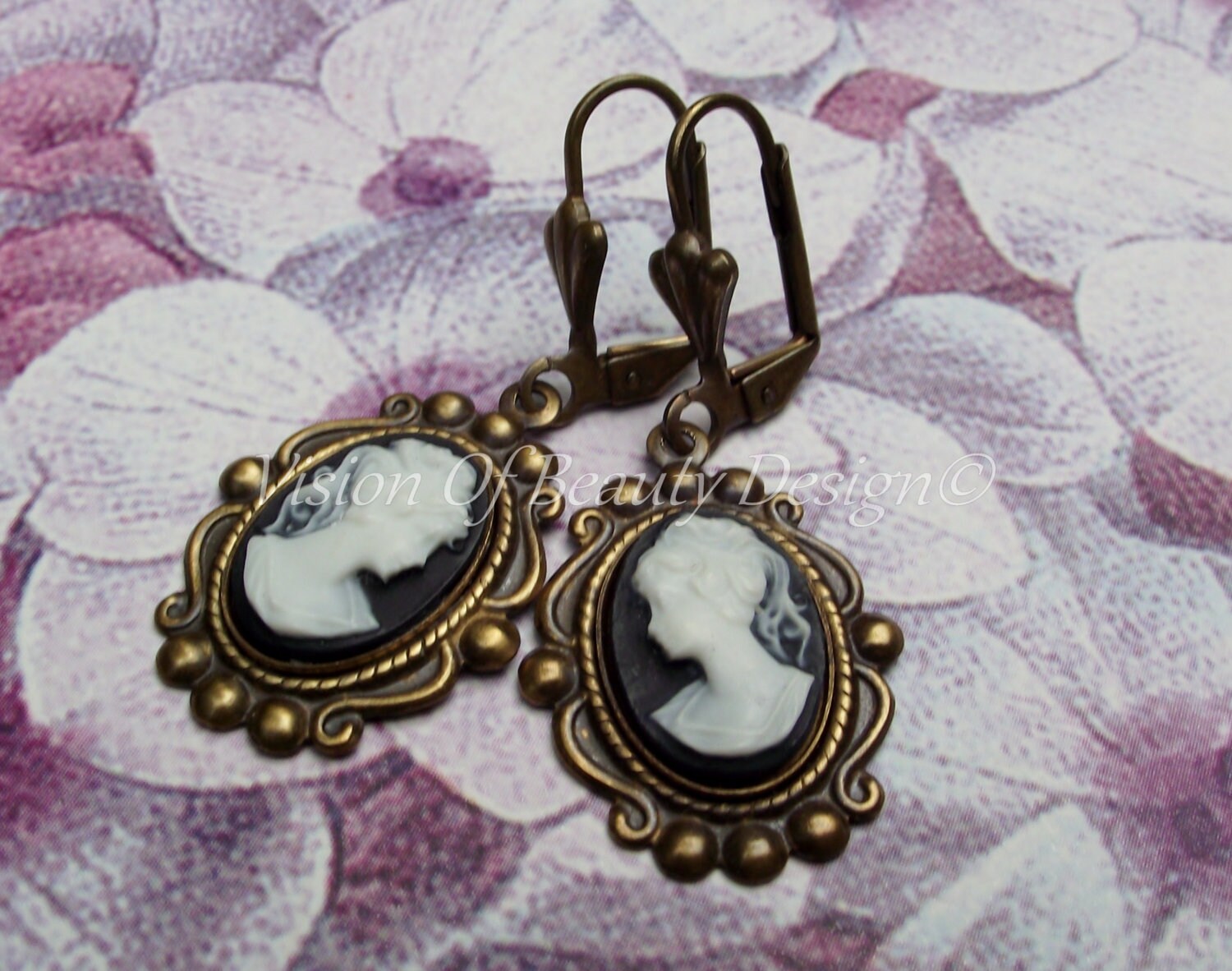 Black and White Cameo Earrings Victorian Cameo Earrings Clip Etsy