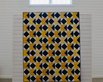 Facet Quilt Pattern: Modern DIY Blanket Design (Instant Download)