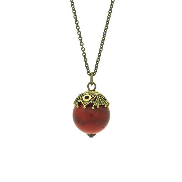 Sautoir "Equilibre " pierre de corail rouge boule pendante laiton bronze chaine pompon classique sobre fin epure leger ethnique