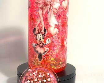 Vaso de bola de nieve rosa inspirado en Minnie / Vaso acrílico con purpurina de lava de 20 oz / Vaso bonito hecho a mano