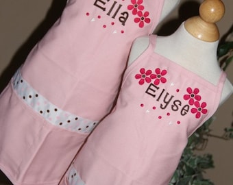 Personalized Embroidered Adult teen junior Apron FLOWERS Mommy daughter teacher GIFT SISTERS