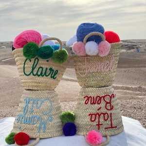 Wedding gift Personalized mini straw basket, bridal bags, customized straw bag, custom beach bag, beach straw bags, embroidered bags