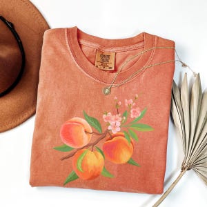 Comfort Colors® Peach Shirt, Aesthetic Fruit Shirt, Boho Shirt, Vintage Peach T-Shirt, Summer Fruit T-Shirt, Foodie Vintage Graphic Shirt