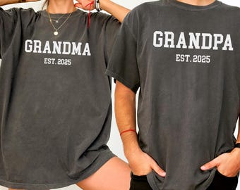 Comfort Colors® Custom Grandma and Grandpa Shirt, New Grandma Shirt, Gift for Grandpa, Pregnancy Announcement Shirt, Grandparents Shirt