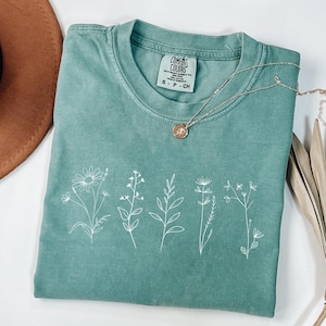 Comfort Colors® Wildflower Shirt, Floral Cottagecore Shirt, Botanical Floral Shirt, Flower Shirt, Boho Cottagecore Shirt, Nature Lover Shirt