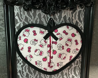 Hello Kitty Pot Holder