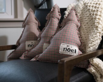 Rustic Plaid Christmas Tree Throw Pillow - "noel"