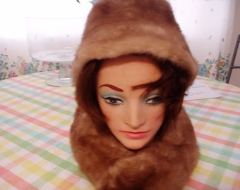 Marche Exclusive Fur Hat and Fur Collar