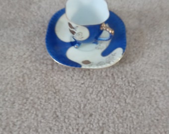 UCAGCO China Hand painted blue and white Demitasse Cup and Saucer