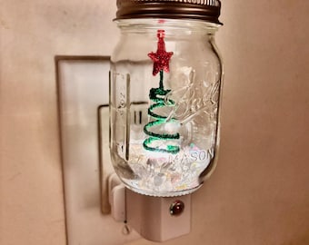 Christmas (and every season) Mason Jar Night Light, LED, made from a mini Ball jar