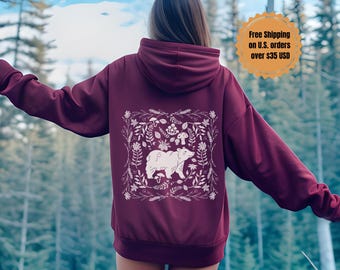Bear Woodland Hoodie, Mushroom Hooded Sweatshirt, Linocut Wildlife Cottagecore Oversized Forest Hoodie, Granola Girl Folklore Aesthetic
