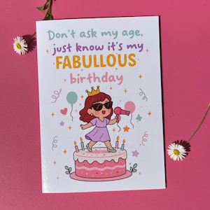 Carte d'anniversaire drôle pour elle - carte fabuleusement impertinente de la reine - anniversaire blague sur l'âge - carte d'anniversaire diva pour femme - 5 x 7 vierges à l'intérieur