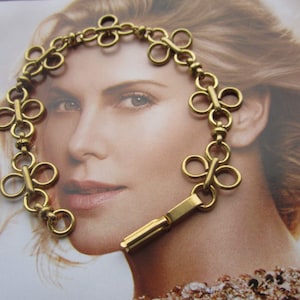 FINAL SALE, Vintage Four Leaf Clover Bracelet, Vintage Brass Four Leaf Clover Chain Bracelet With Secure Fold Over Clasp