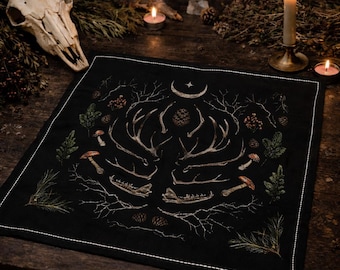 Yule Altar Cloth, Gothic Pagan Winter Solstice Decor