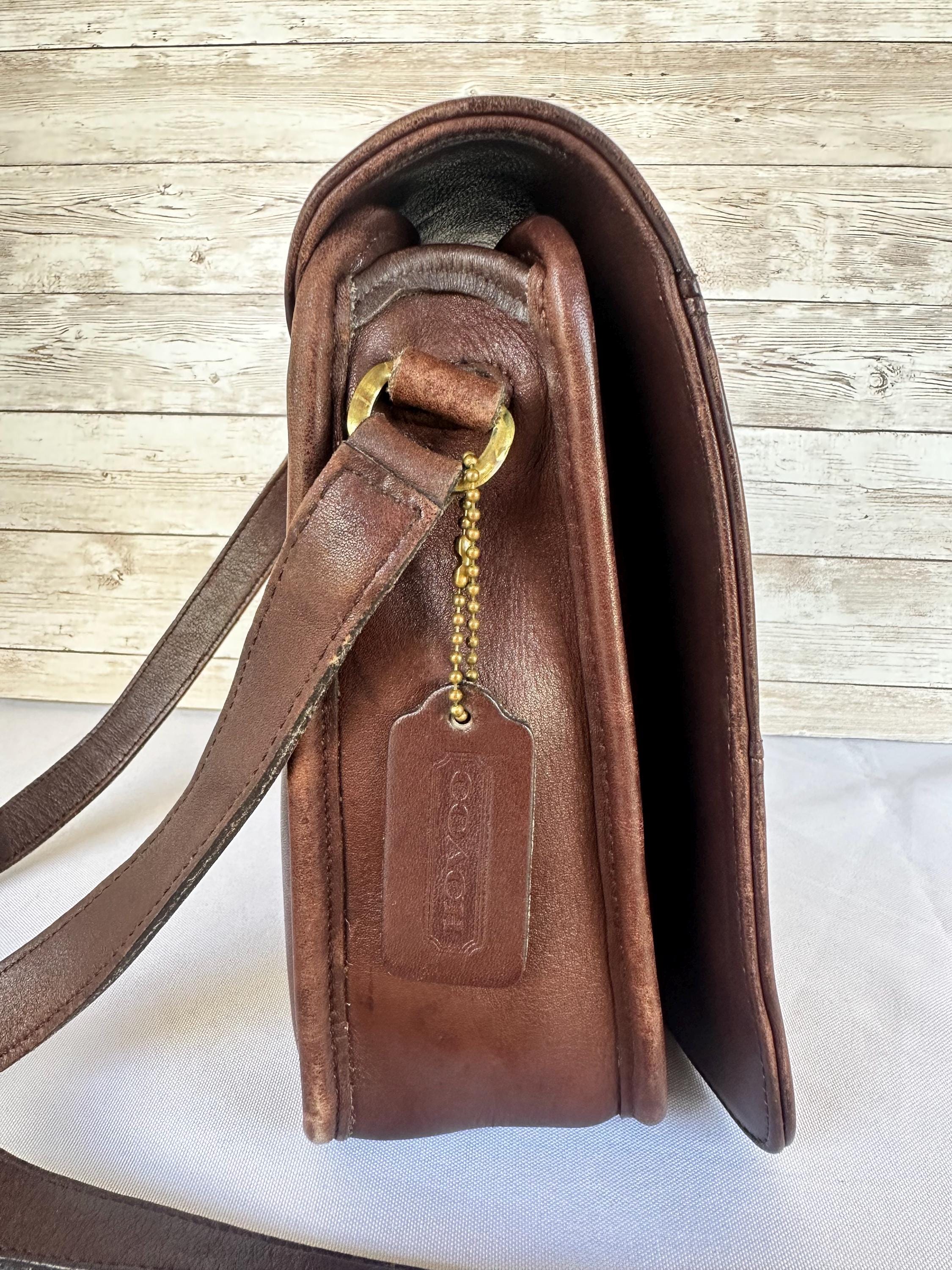 Vintage Coach Brown Glove-tanned Leather Crossbody Bag – 1990s