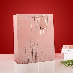 Luxury Pink Gift Bags 8x6x3 inches (pack of 4) – Elegant Reusable Gift Bags, Party Favor Bags, Pack of 4 for Weddings & Birthdays