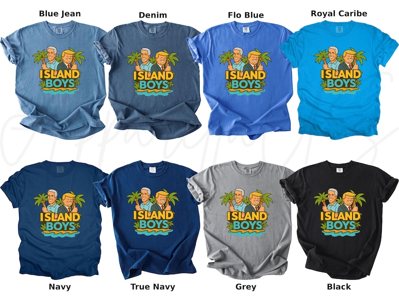 Pu&ograve; includere: Una collezione di otto t-shirt in vari colori, tra cui blu, navy, grigio e nero. Ogni maglietta presenta una grafica di due uomini con palme e la scritta "ISLAND BOYS". Abbigliamento casual.