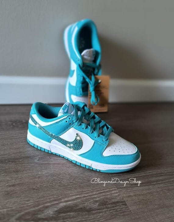 nike dunk low swarovski price