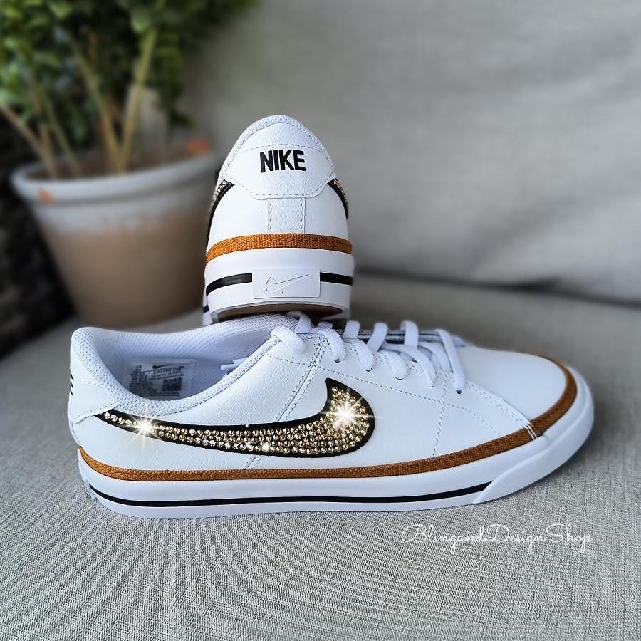 white rose gold nike shoes