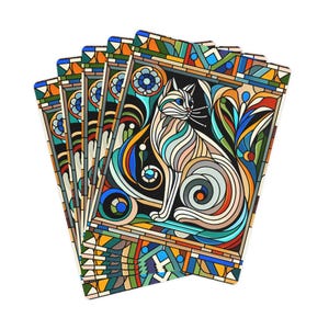 Hecho en el Reino Unido: cartas de póker con diseño de gato en vitral, cartas únicas, regalos para amantes de los gatos, barajas coloridas, póker de estilo vintage.