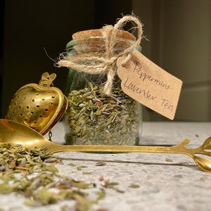 Organic Peppermint Lavender Loose Leaf Tea Gift Set with Infuser & Spoon