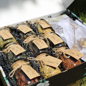 Bio-Loseblatt-Tee Sampler Geschenkbox - 9 Geschmacksrichtungen | Pflanzliche & klassische Vielfalt | Tee-Liebhaber-Geschenke