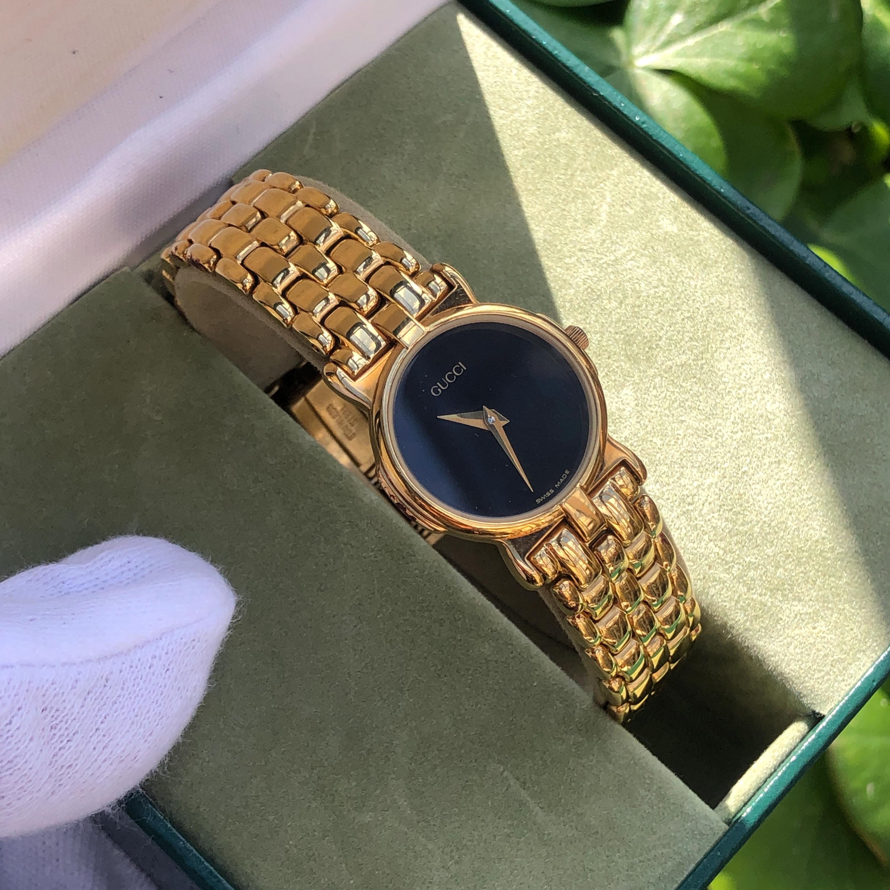 RARE VINTAGE GUCCI 3400L Series Bracelet Type Gold Plated Lady's