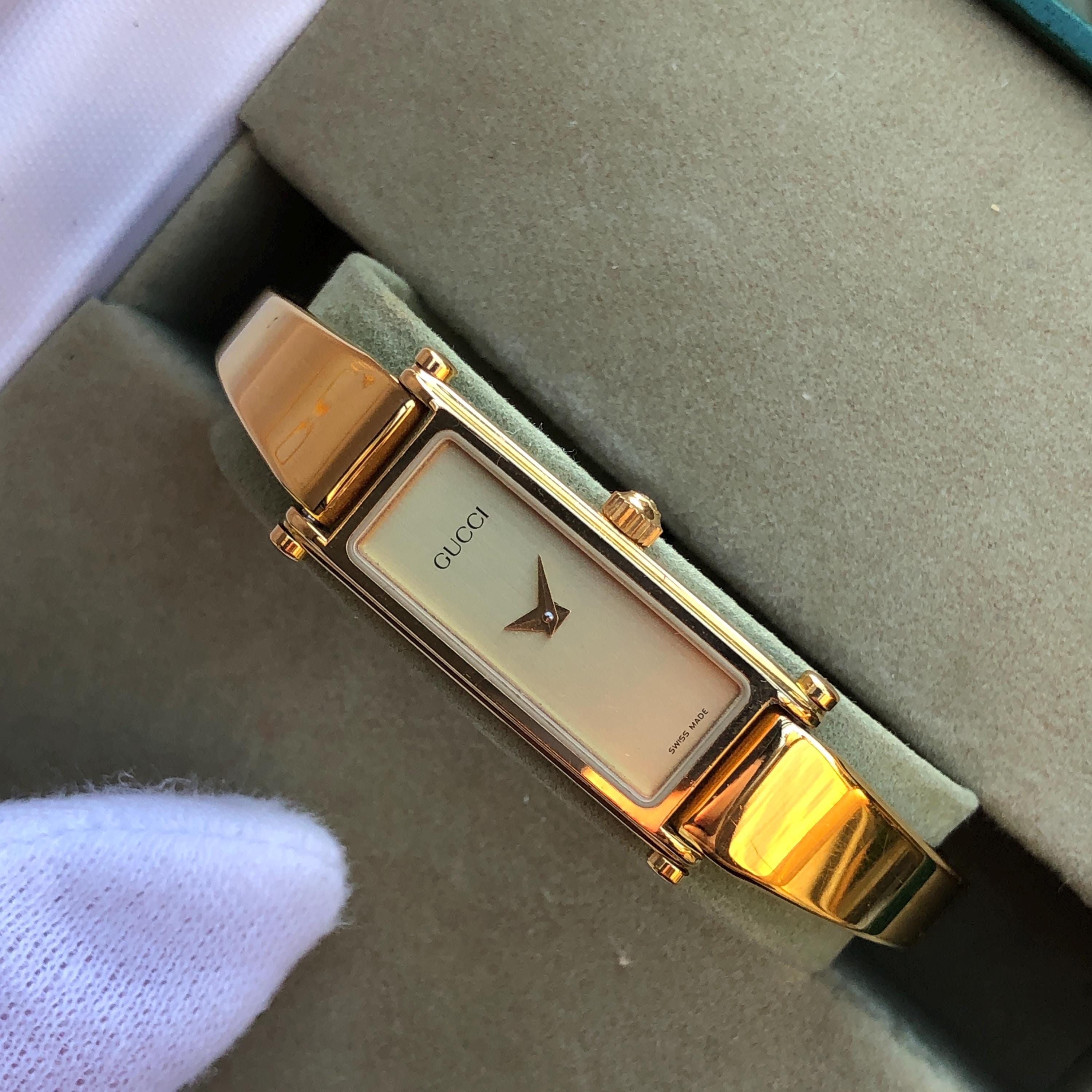 Gucci 1500l Gold Watch - Etsy