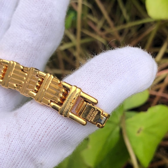 Rare Vintage Seiko Bangle Watch: Gold Tone Antique Design  display picture 1