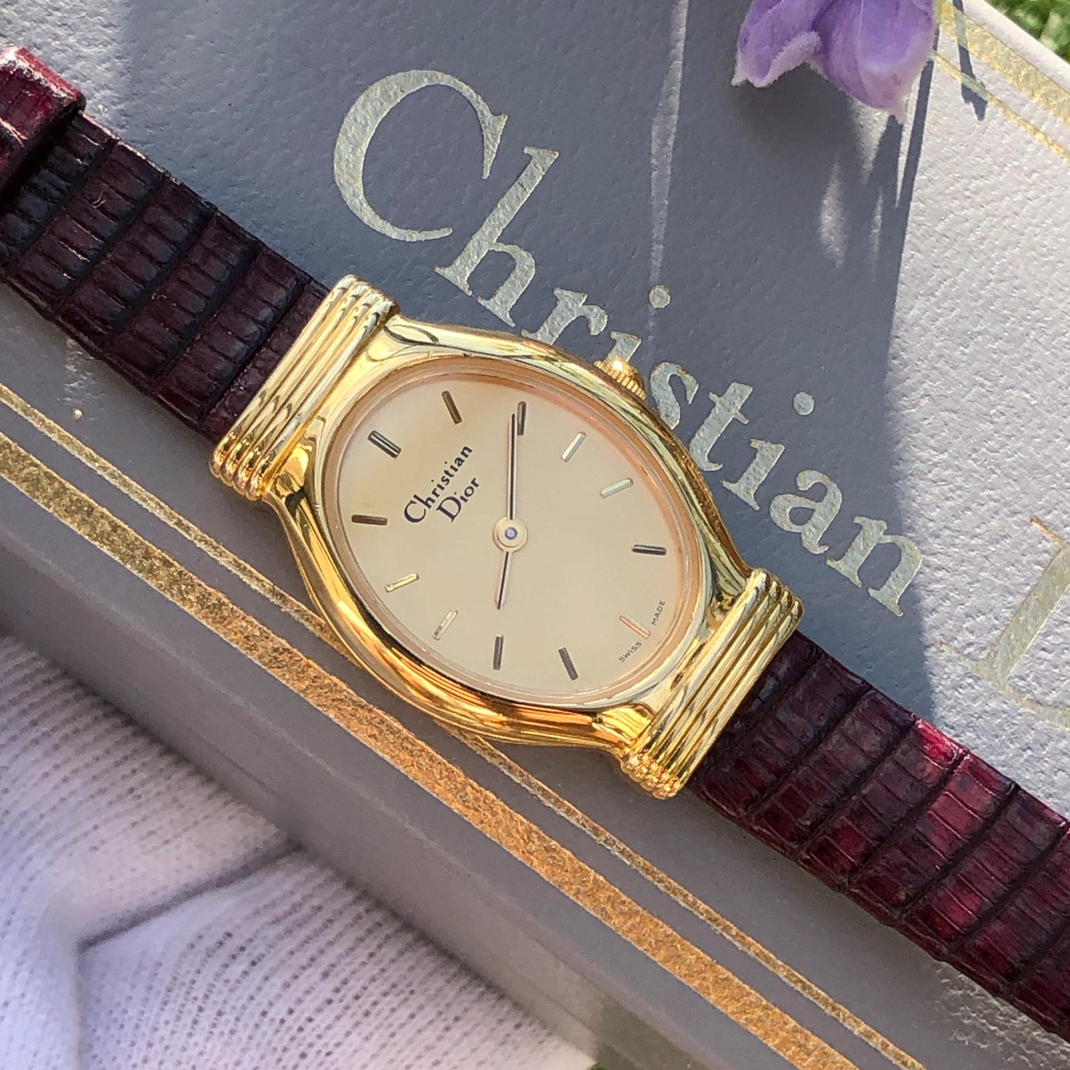 RARE Vintage Christian Dior 3009 Oval Dial Dainty Gold-toned